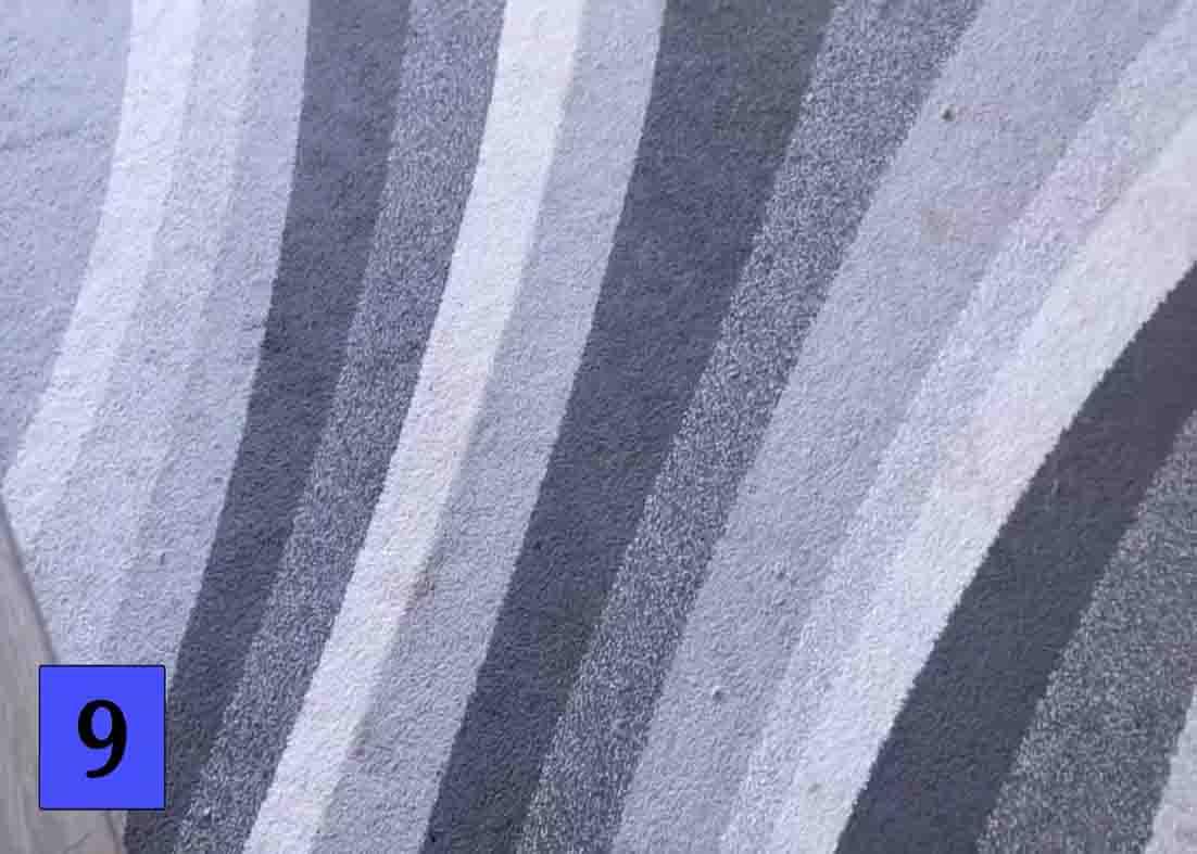 Place rugs around the house to help keep the heat inside the apartment