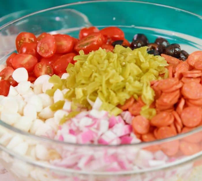 How to Make Italian Pasta Salad Ingredients