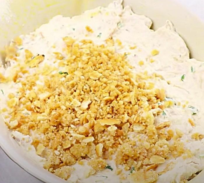 Store-bought rotisserie chicken to make a Ritz cracker casserole