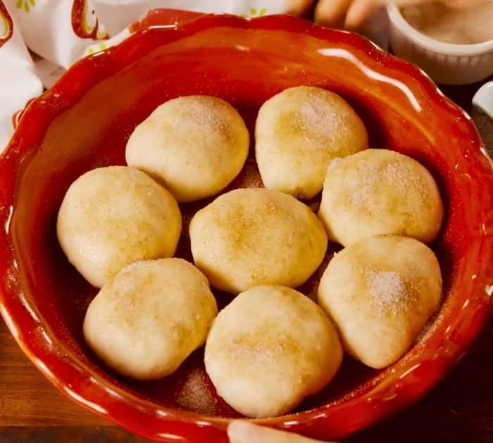 How to Make Caramel Apple Bombs