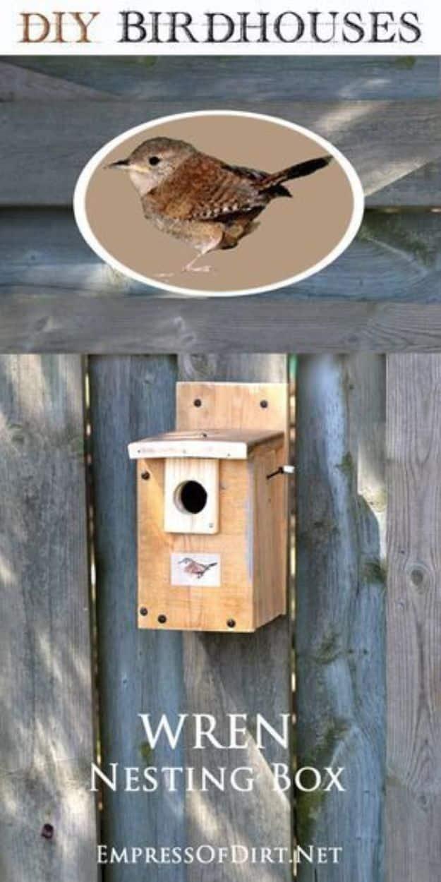 DIY Bird Houses - Make a Wren Nesting Box - Easy Bird House Ideas for Kids and Adult To Make - Free Plans and Tutorials for Wooden, Simple, Upcyle Designs, Recycle Plastic and Crea