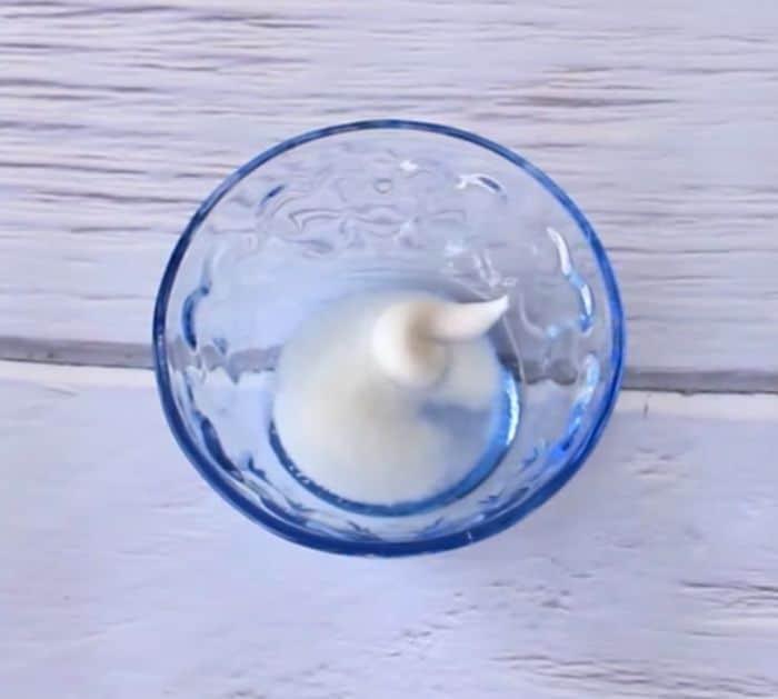 Best Way to Remove Scratches from Eyeglasses and Sunglasses Tips