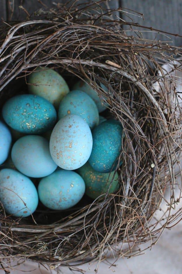 Easter Egg Decorating Ideas - DIY Dyed Robin Eggs - Creative Egg Dye Tutorials and Tips - DIY Easter Egg Projects for Kids and Adults