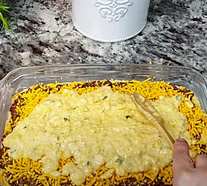 Ground Beef With Jalapeno Cornbread For Tale Casserole Pie