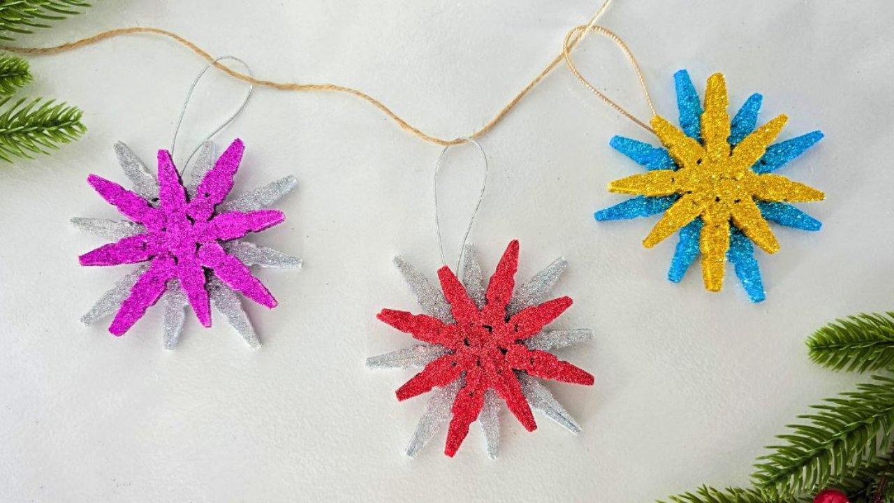 DIY Christmas Ornaments | Clothespin Snowflake