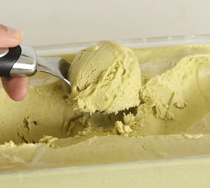 Easy Homemade Pistachio Ice Cream Recipe