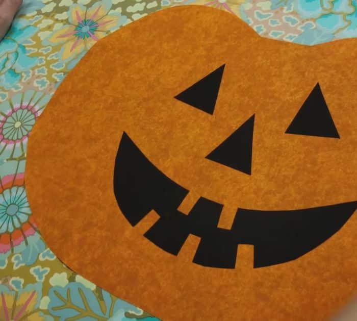 Halloween Jack O' Lantern Pumpkin Placemats tutorial