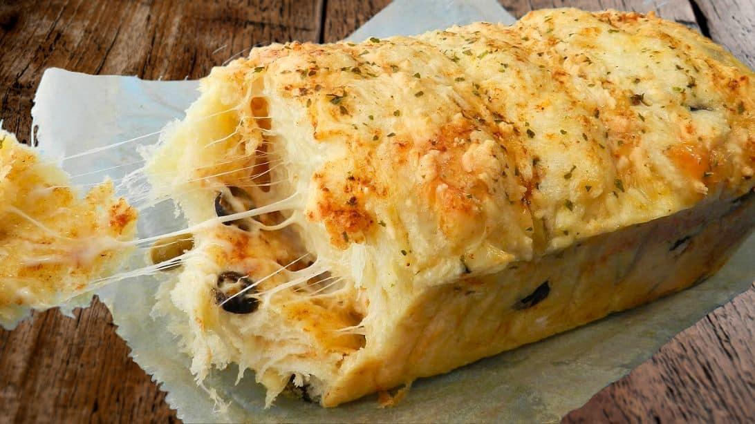 Cheese Olives Pull-Apart Bread Recipe