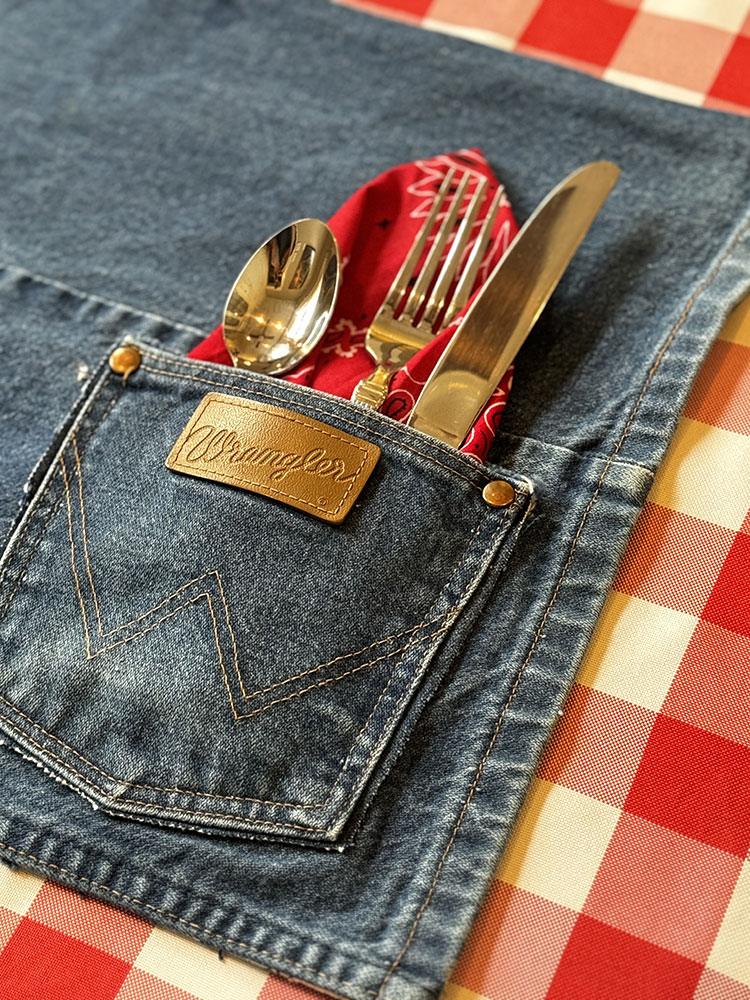 Denim pocket placemats sewn from old jeans for a rustic new home table for anyone who loves this hobby
