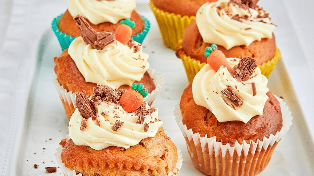 Super Easy Carrot Cake Muffins Recipe