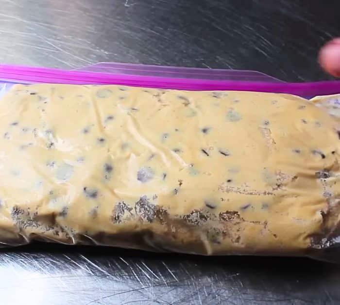 Easy Crispy Chocolate Chip Cookies Recipe