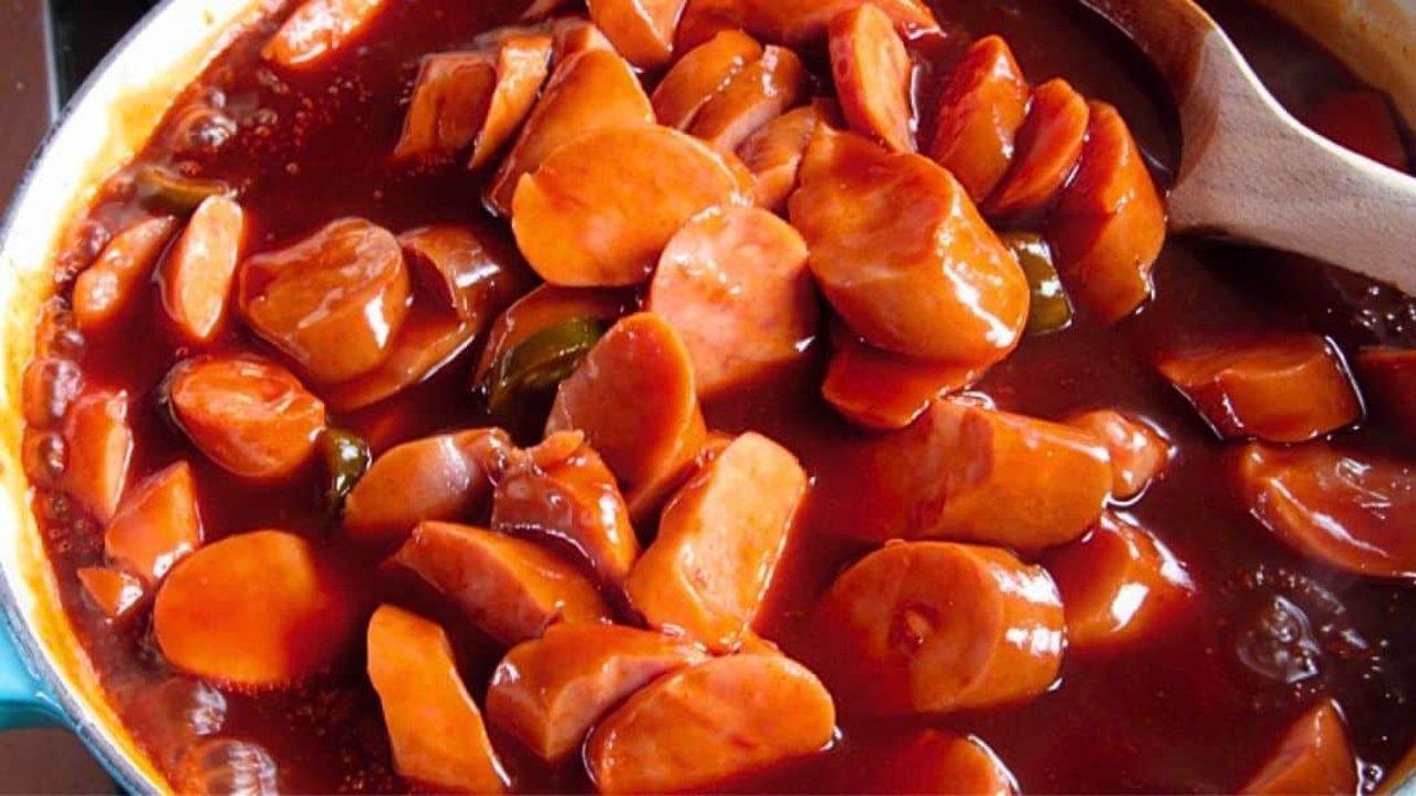Ree Drummond’s Smoked Sausage in BBQ Sauce Recipe