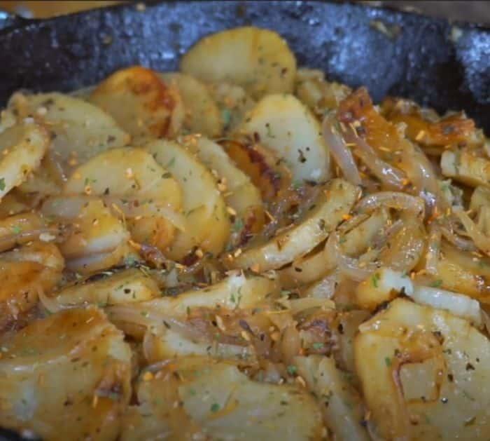 Southern style potatoes using a skillet