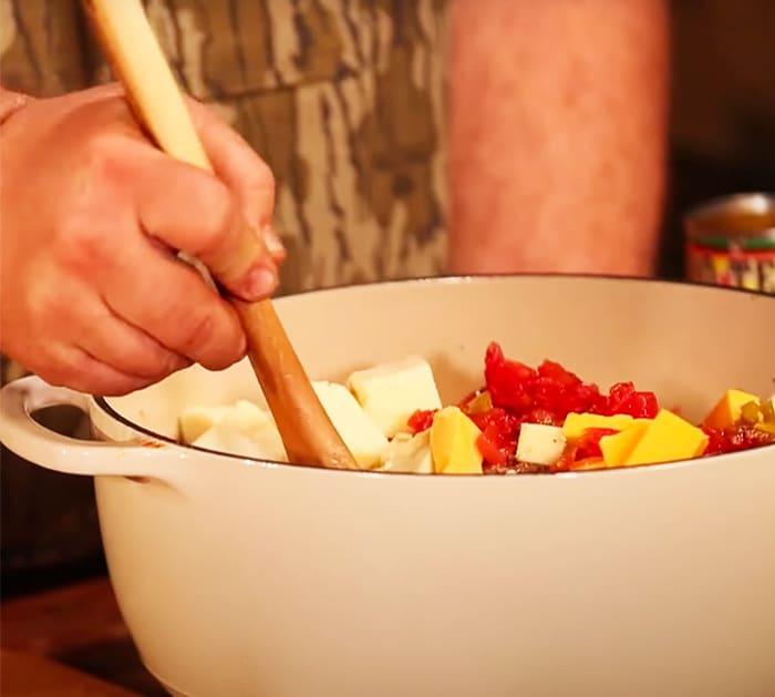 Venison Recipes - Elk Recipes - Cheese Dip with Deer Meat - Deer Meat Recipes - Chips and Dip