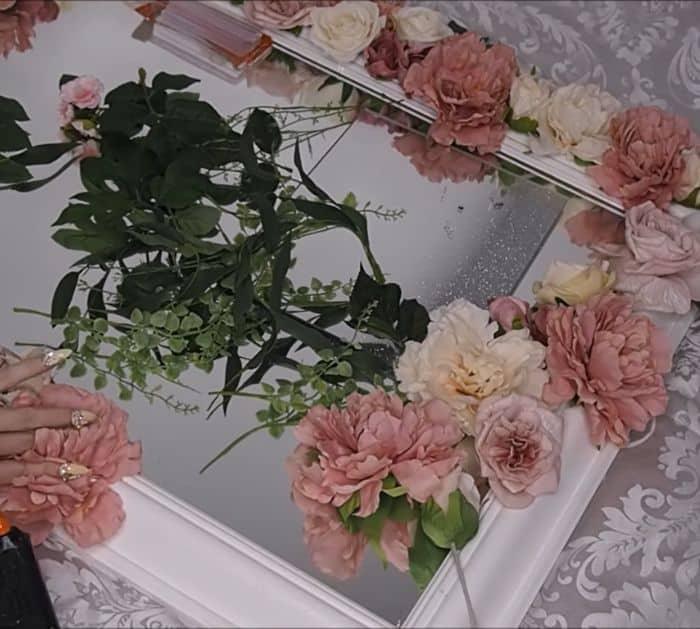 How to Make a Floral Mirror