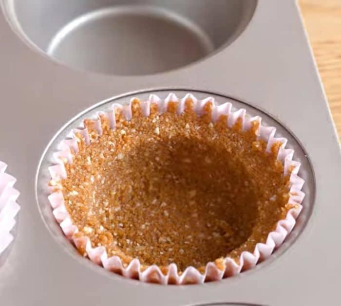 6-Ingredient No-Bake Chocolate Ganache Tart Recipe