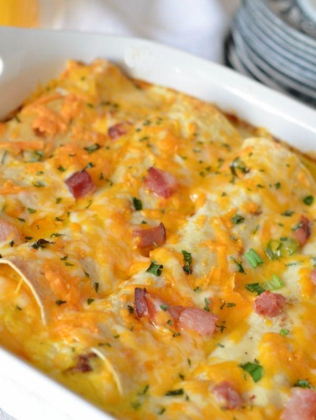 Enchiladas - Overnight Breakfast Enchiladas - Best Easy Enchilada Recipes and Enchilada Casserole With Chicken, Beef, Cheese, Shrimp, Turkey and Vegetarian - Healthy Salsa for Gree