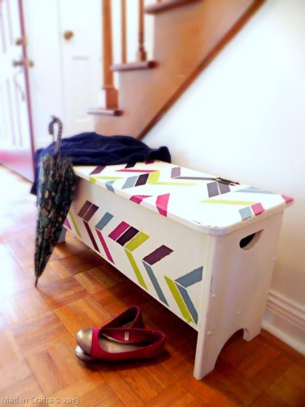 DIY Renters Decor Ideas - Stenciled Herringbone Entryway Bench - Cool DIY Projects for Those Renting Aparments, Condos or Dorm Rooms - Easy Temporary Wall Art, Contact Paper, Washi