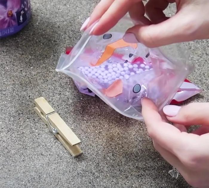 quick tip making your home smell so fresh and clean - DIY Home Smell - Clothespin Crafts - House Cleaning Hacks