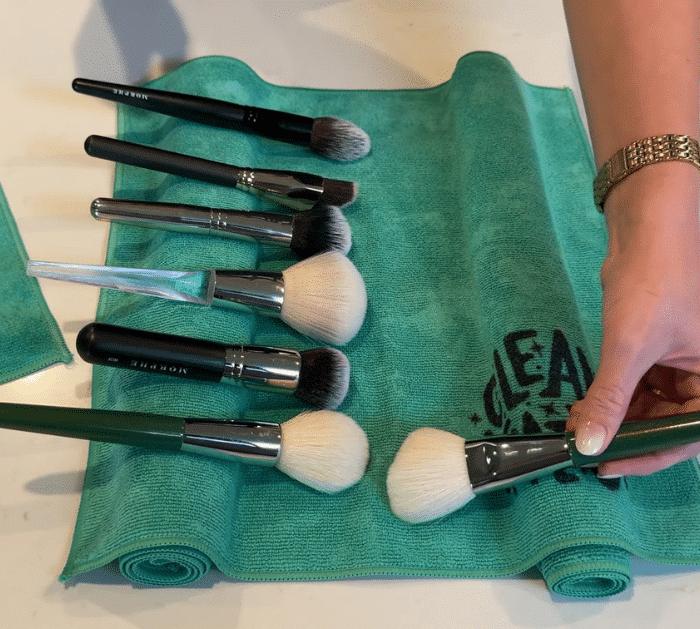 Easy Makeup Brush Cleaning Tips and Hacks