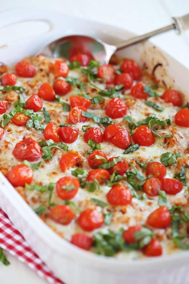 Cheesy Caprese Chicken and Quinoa Casserole, an idea worth saving for later and a popular choice on this list