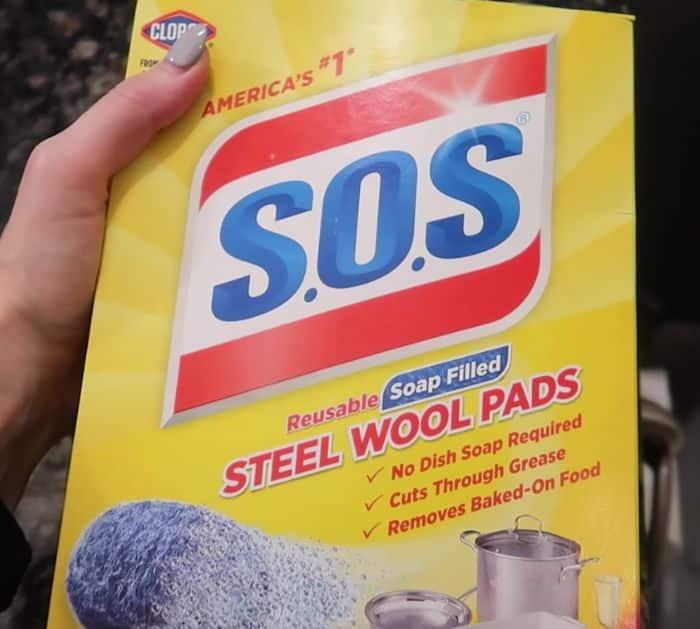 Easy Soap Scum Removal Tips and Hacks