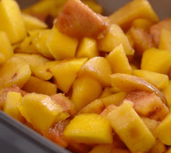 Easy Peach Cobbler Pudding Recipe