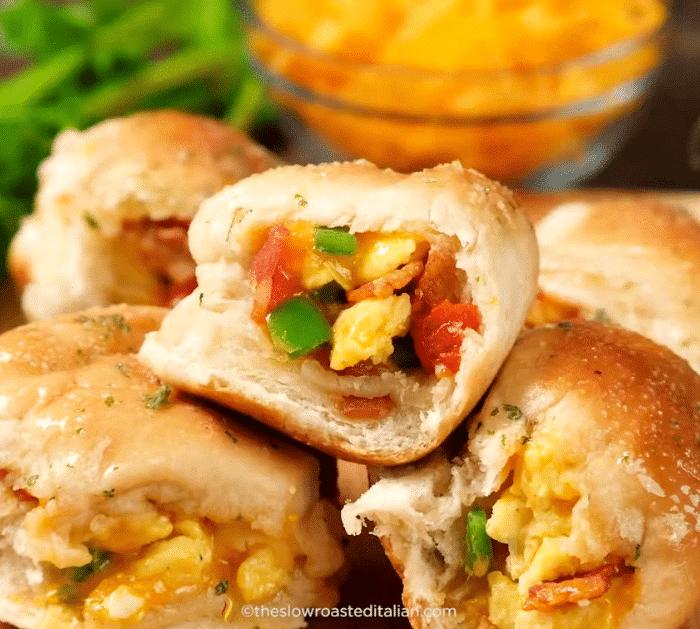 How to Make Bacon & Egg Breakfast Bombs