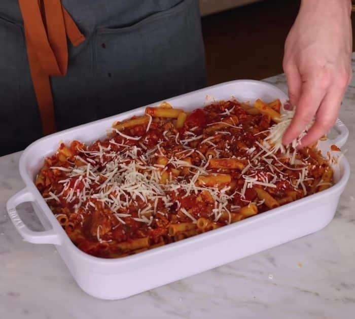Easy To Make Classic Baked Ziti