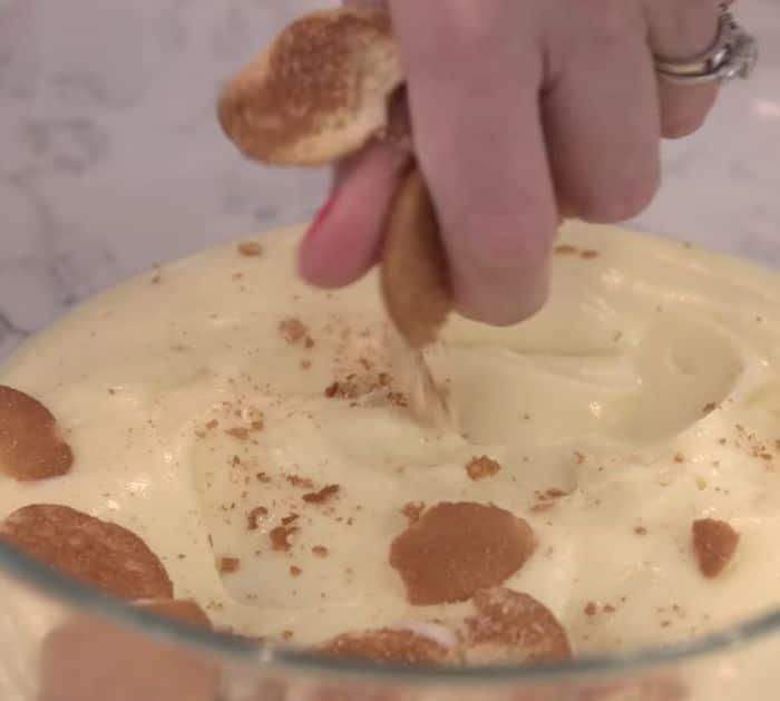 Easy To Make Microwave Banana Pudding