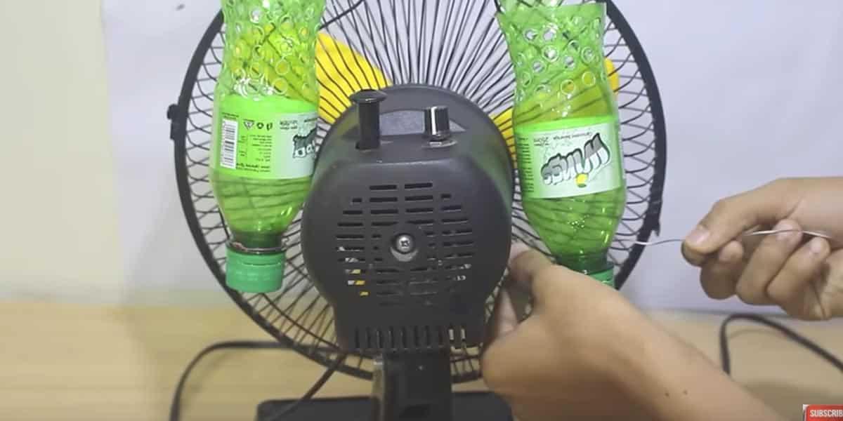 Plastic Bottles Turn a Fan Into An Air Conditioner