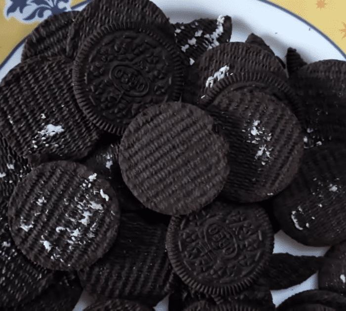 Ingredients for No-Bake Oreo Balls