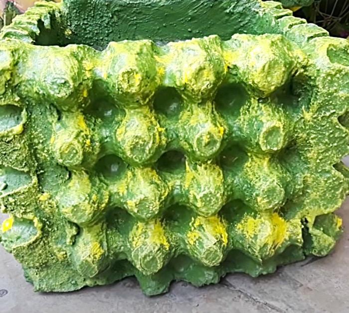 Use Craft Paints To Paint Cement Planters - DIY Planters - Easy Cement Projects