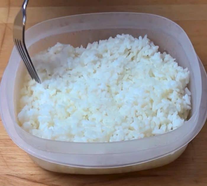 How to Reheat Freezed Rice