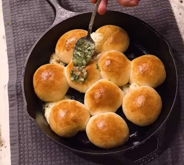 Cheese Stuffed Garlic Bread Pepperoni Pizza Bites Ingredients