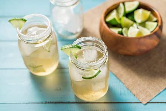Margarita Recipes - Perfect Fresh Margarita - Drink Recipes for a Party - Recipe Ideas for Blender Margaritas - Lime, Strawberry, Fruit | Easy Drinks With Tequila