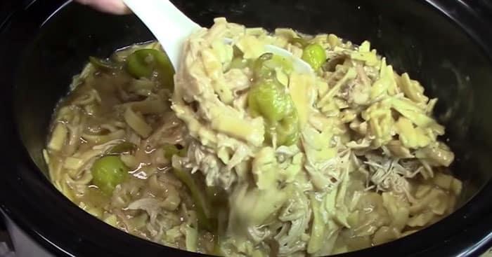 Easy Crockpot Mississippi Chicken