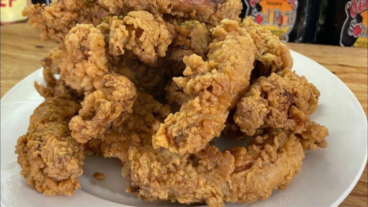 How to Make Old-School Crispy Fried Chicken Necks