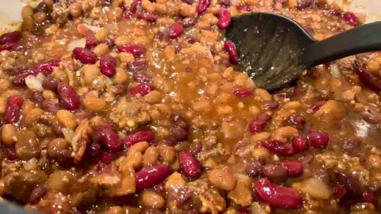 Cowboy Beans with Bacon & Beef Recipe