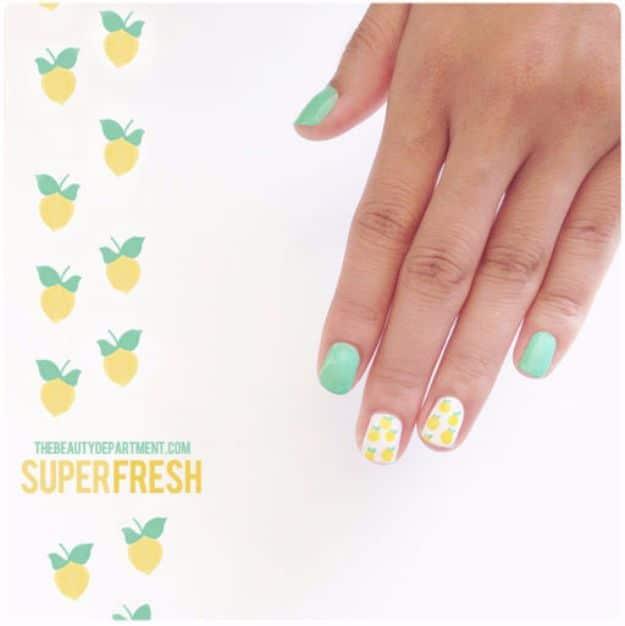 Mani Monday, an easy pattern beginners can copy at home and a pretty look that only needs polish you already own