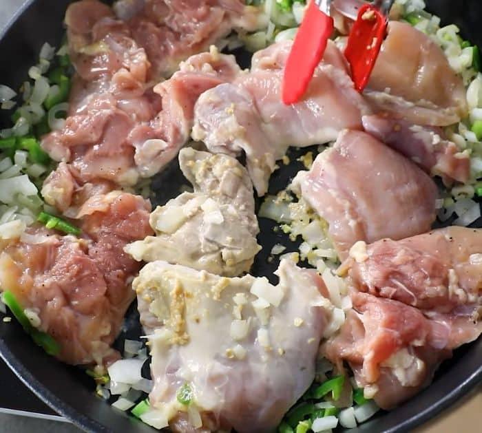 Easy Shredded Chipotle Chicken Ingredients