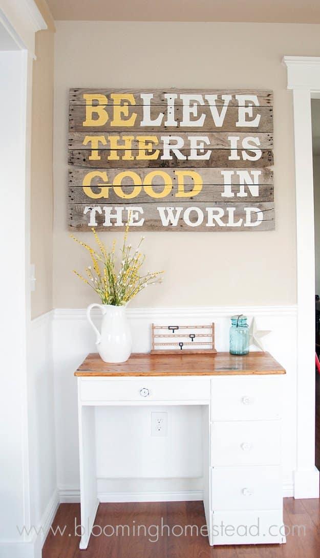 DIY Renters Decor Ideas - DIY Pallet Wood Sign - Cool DIY Projects for Those Renting Aparments, Condos or Dorm Rooms - Easy Temporary Wall Art, Contact Paper, Washi Tape and Shelve