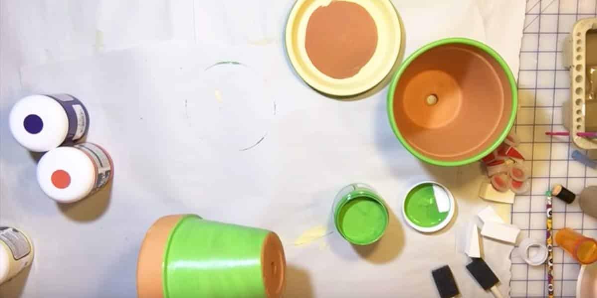 She Paints Clay Pots And After Seeing What She Does Next, You’ll Definitely Want To Do