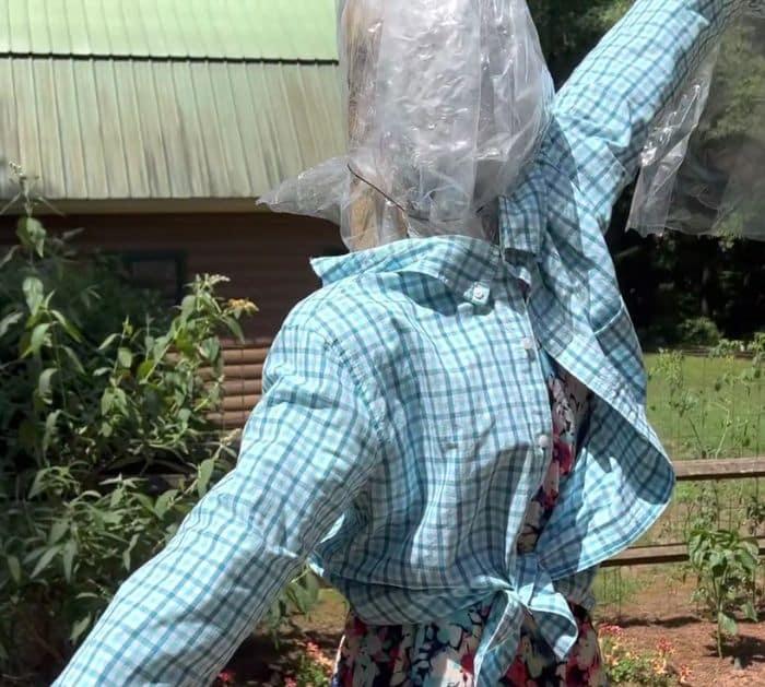 Easy DIY Dancing Scarecrow Girl Tutorial