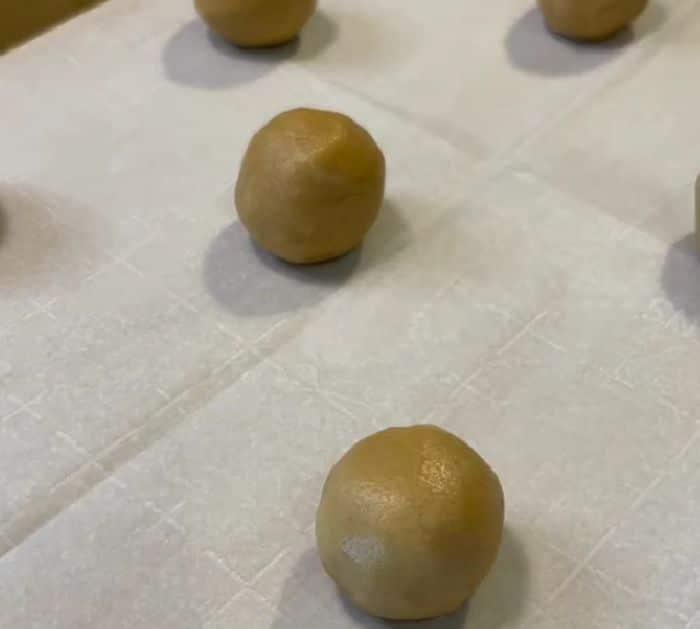 Easy to Make Peanut Butter Spider Cookies