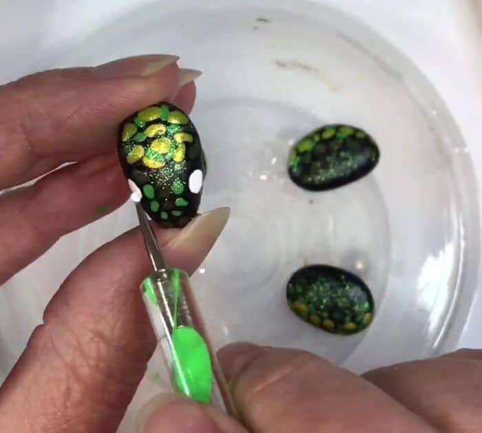 How to Paint DIY Turtle Rock
