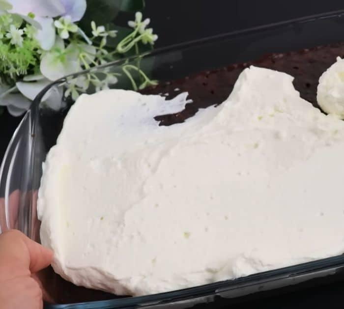 Melt-In-Your-Mouth Chocolate Dessert Recipe Instructions
