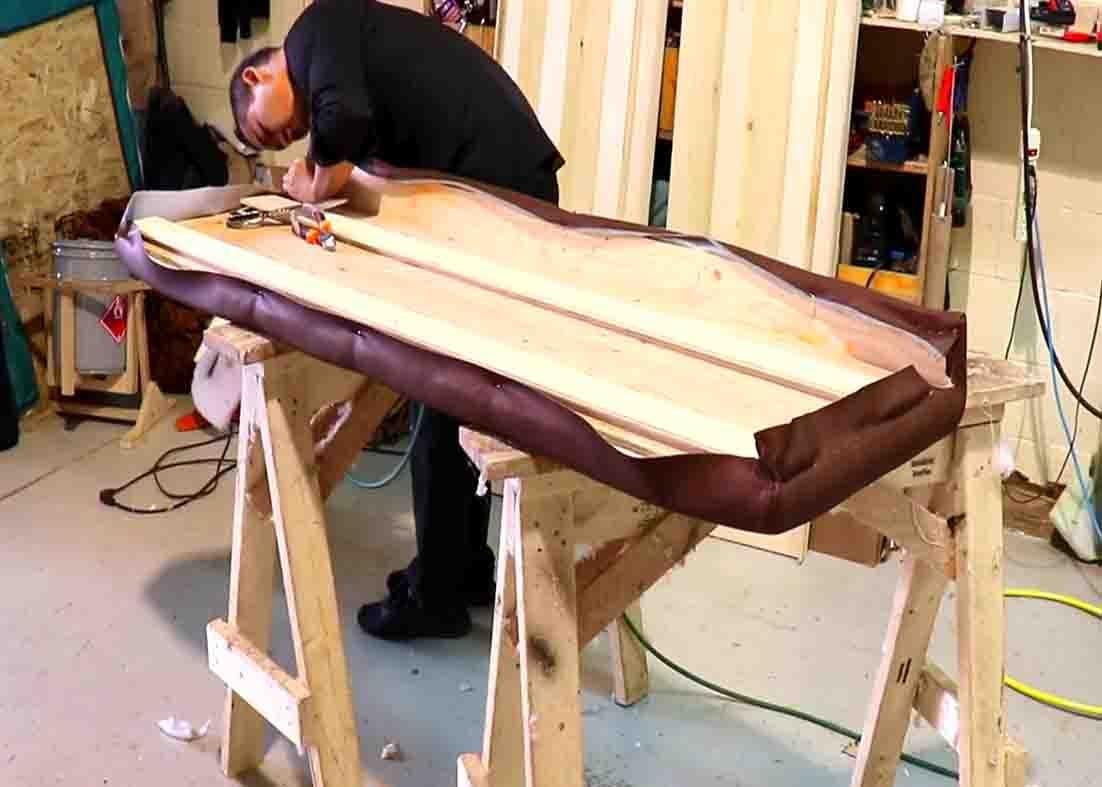 Upholstering the seat bench