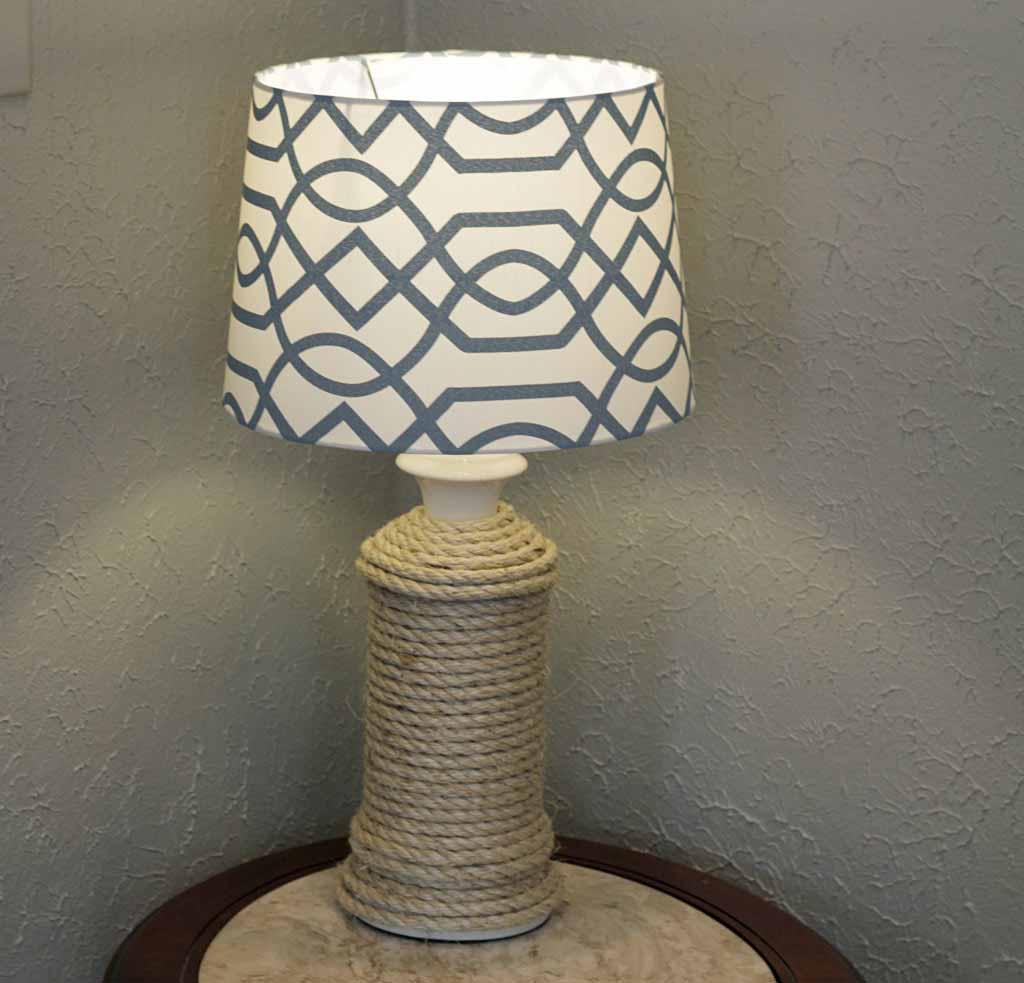 29 Rustic DIY Home Decor Ideas | diy-twine-lamp-tutorial