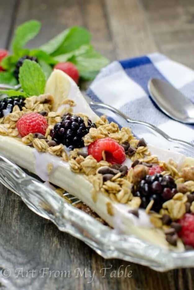 Breakfast Banana Split, fast enough to have on plates in well under an hour and satisfaction without the heavy aftermath